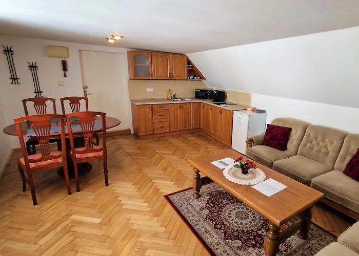 Apartment Old Town Home-5 By Interhome