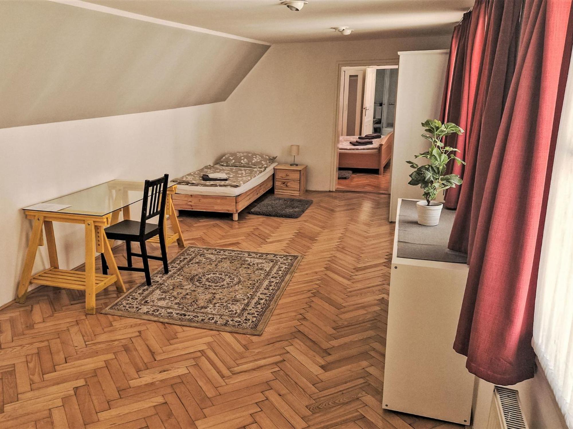 Apartment Old Town Home-5 By Interhome